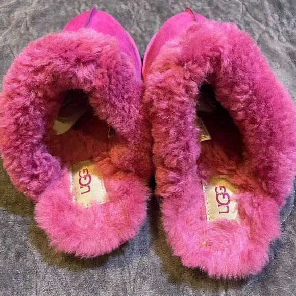 Ugg Magenta Slip On Slippers Size 6 - Picture 4 of 6